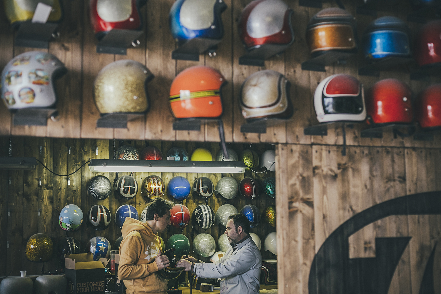 Immagine Corporate per 70s Helmets ©Carlo Perazzolo/carloperazzolo.com