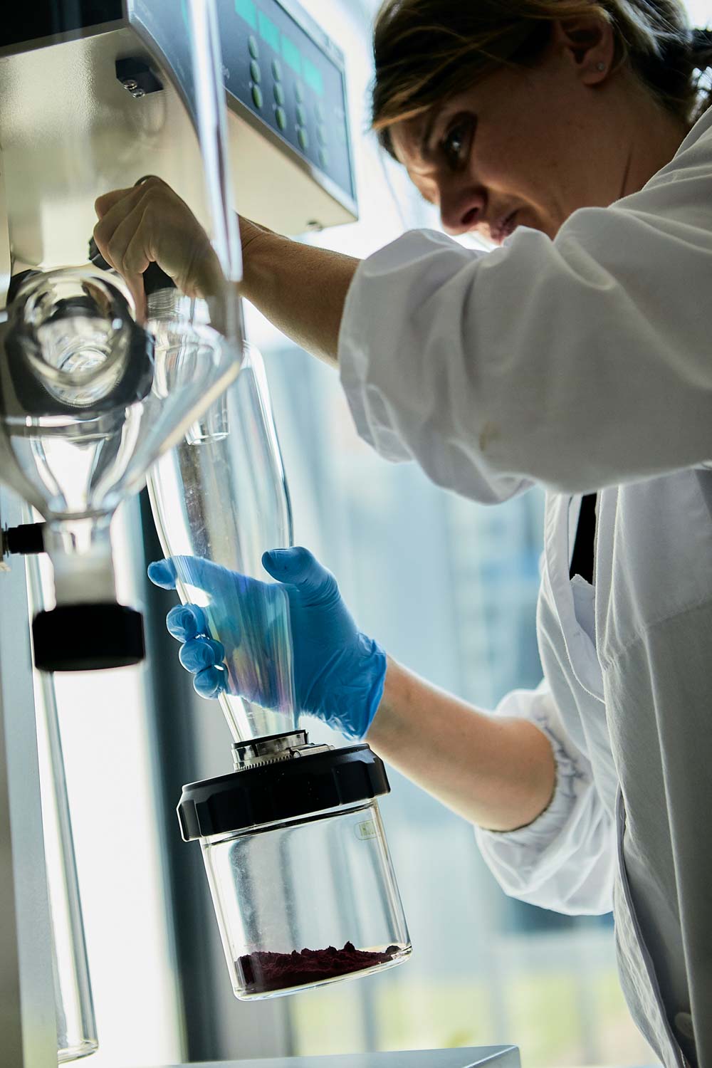 Reportage fotografico ambiente biomedico e biologico fitoterapico agrario industriale da fotografo aziendale e commerciale