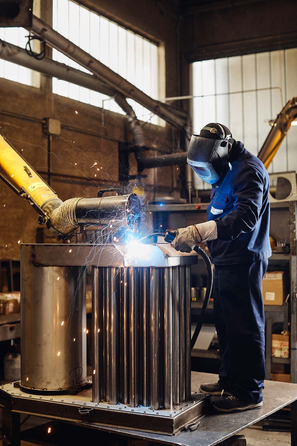 fotografo reportage industriale lavorazione metalli